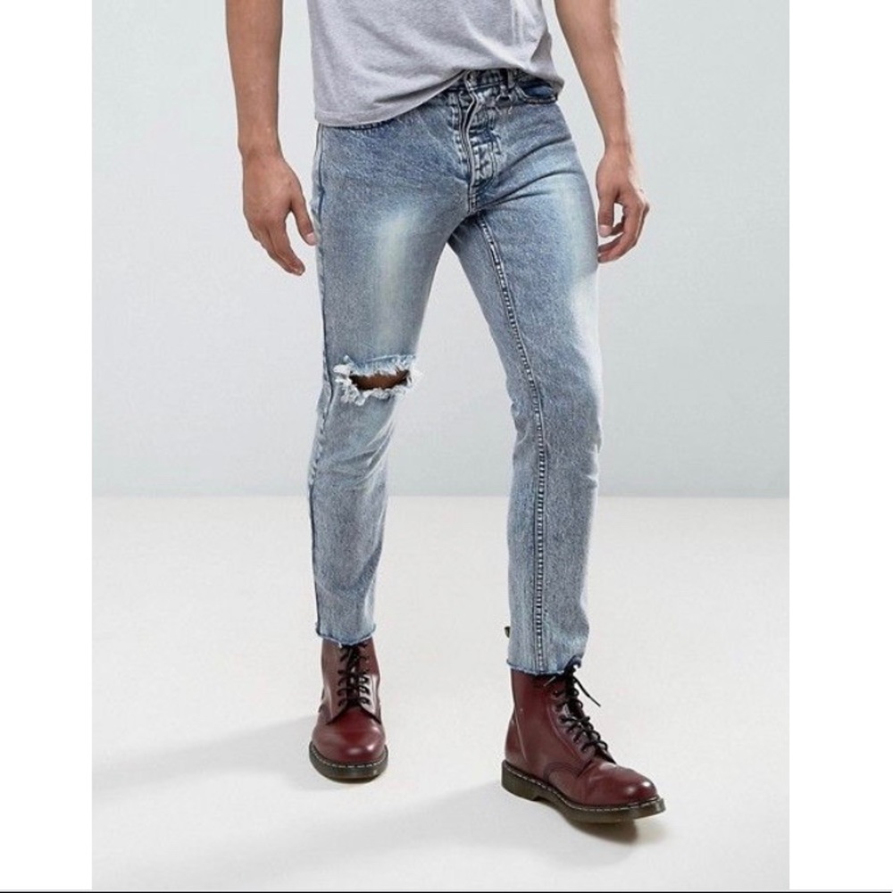 Mennace Super Skinny Cropped Jeans in Acid Wash